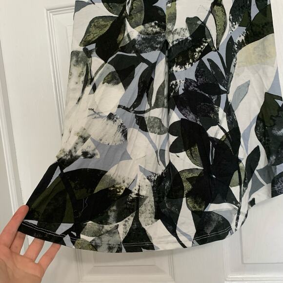 NWT Cable and gauge black and white botanical print sleeveless top - Picture 5 of 7